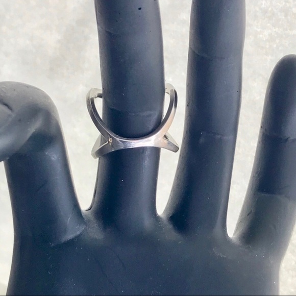 ❌Sterling Silver “X” Ring - Picture 4 of 5